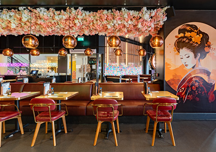a Maki & Ramen restaurant