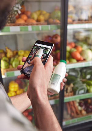 the Foodvisor application interface, which is utilized for scanning food products to analyze nutritional content